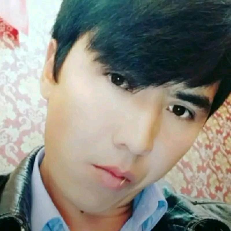 努尔艾力