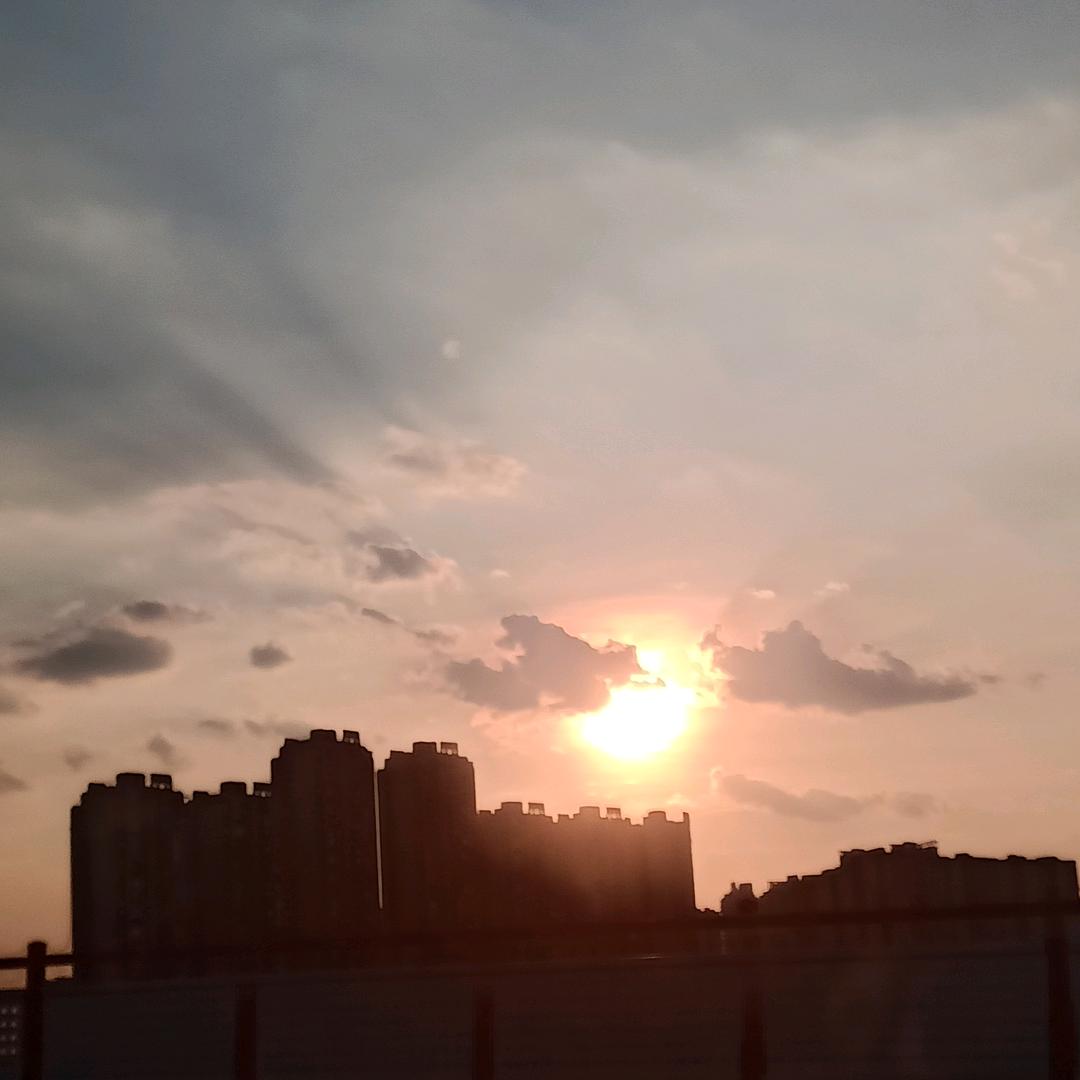 横月