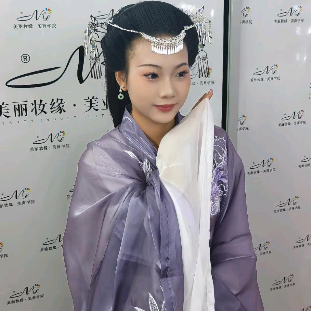 遂宁万达美丽妆缘青青