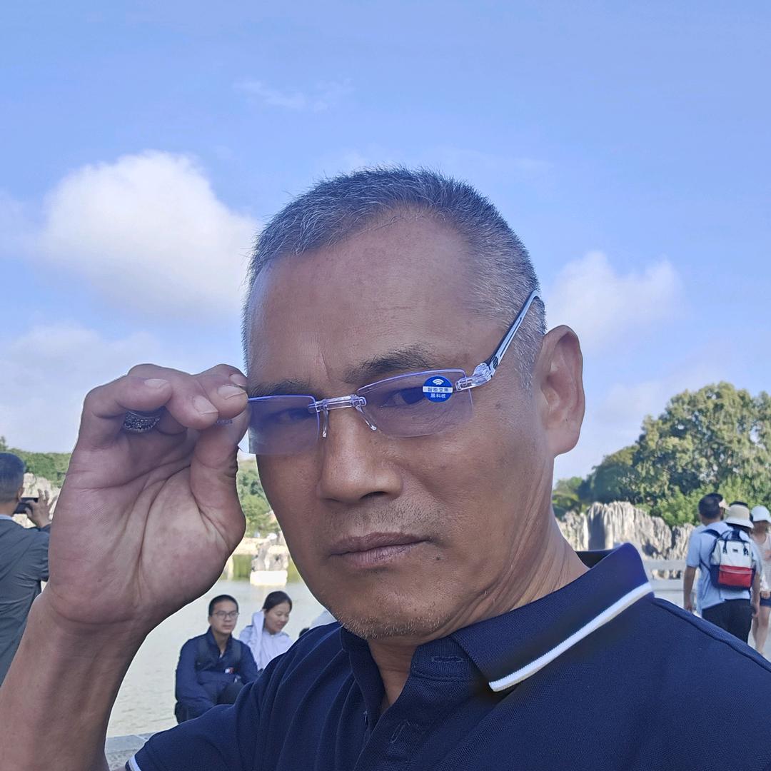 金安利佛像:金箔厂