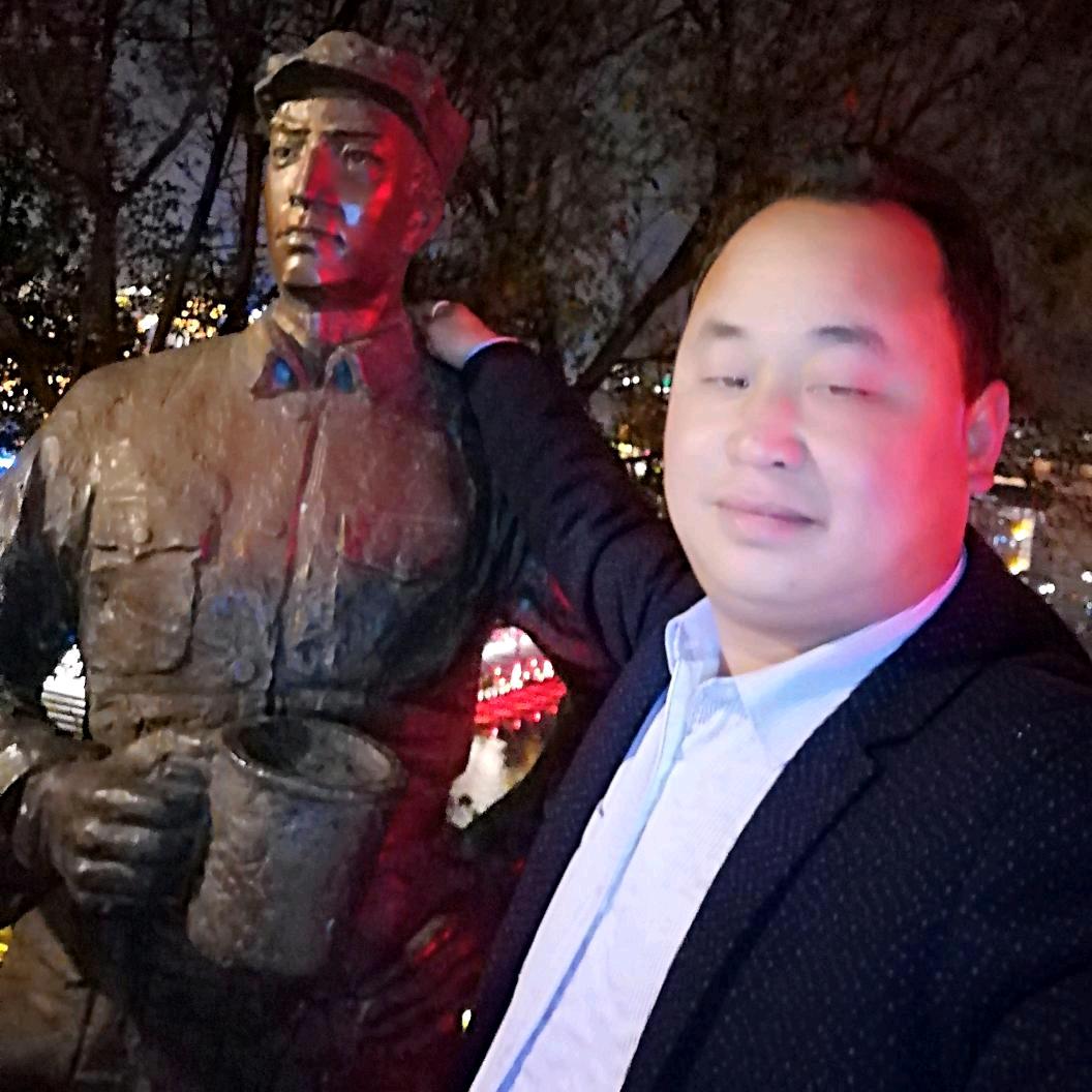 真心相爱。