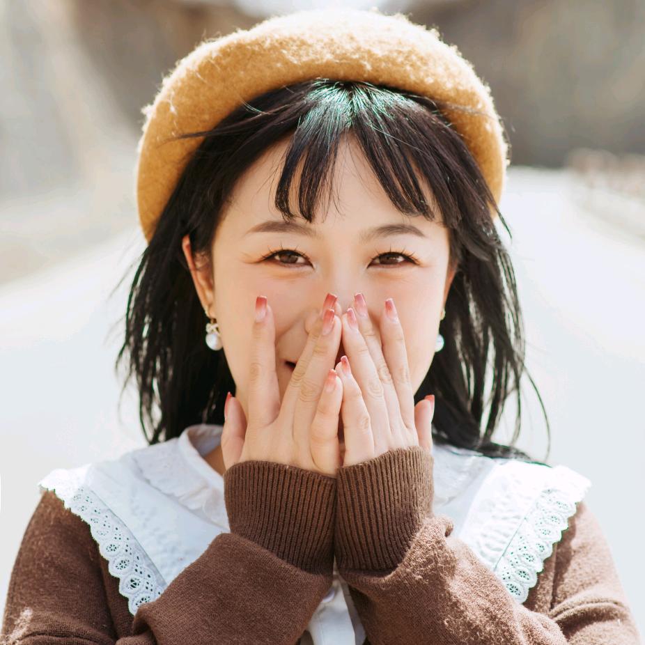 艺霏（首播晚上22：35）