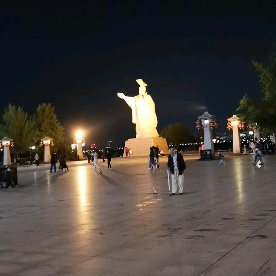 👀 ༄ཉི蓝天🌾沉重ཉྀ༄