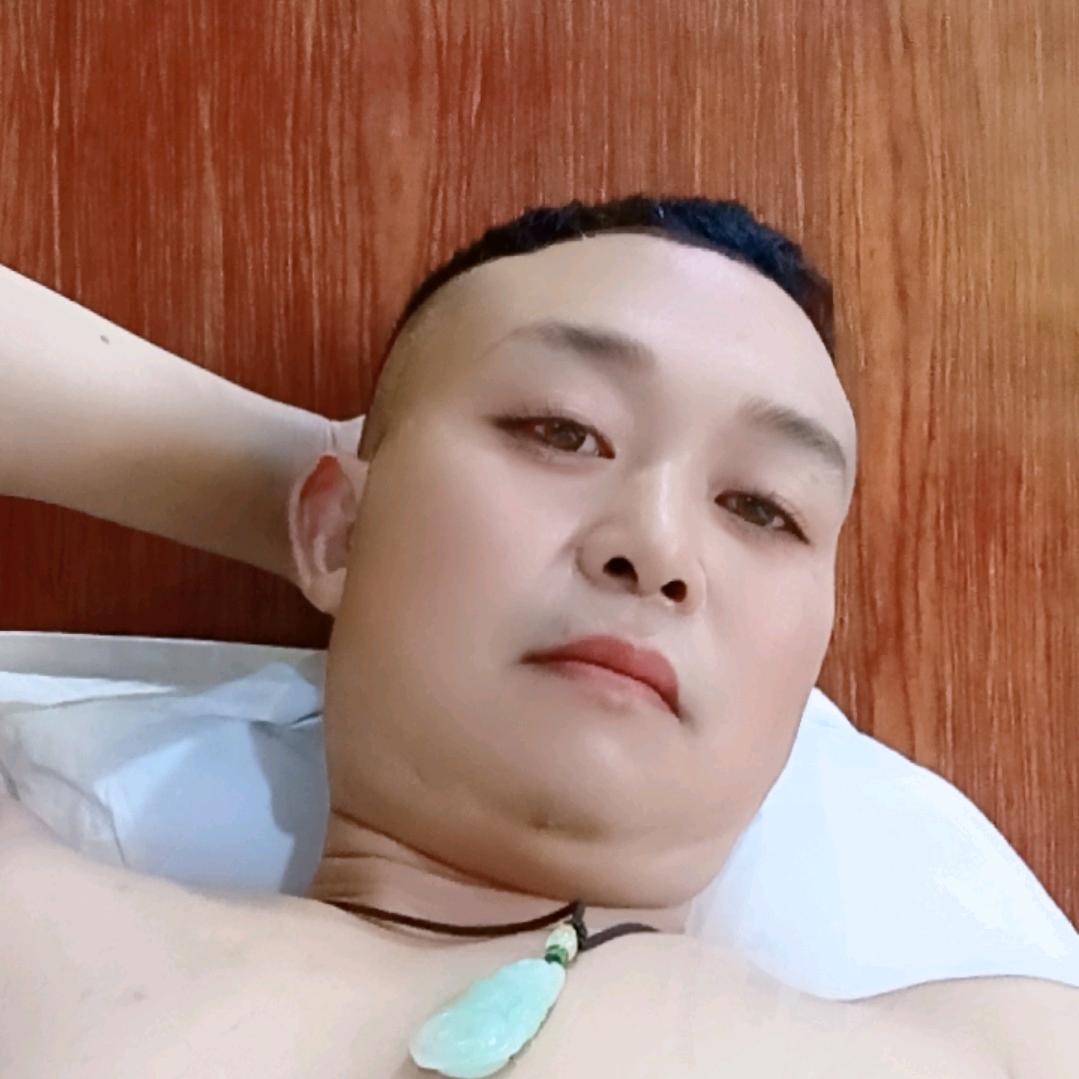 狼行千里，寻找猎物