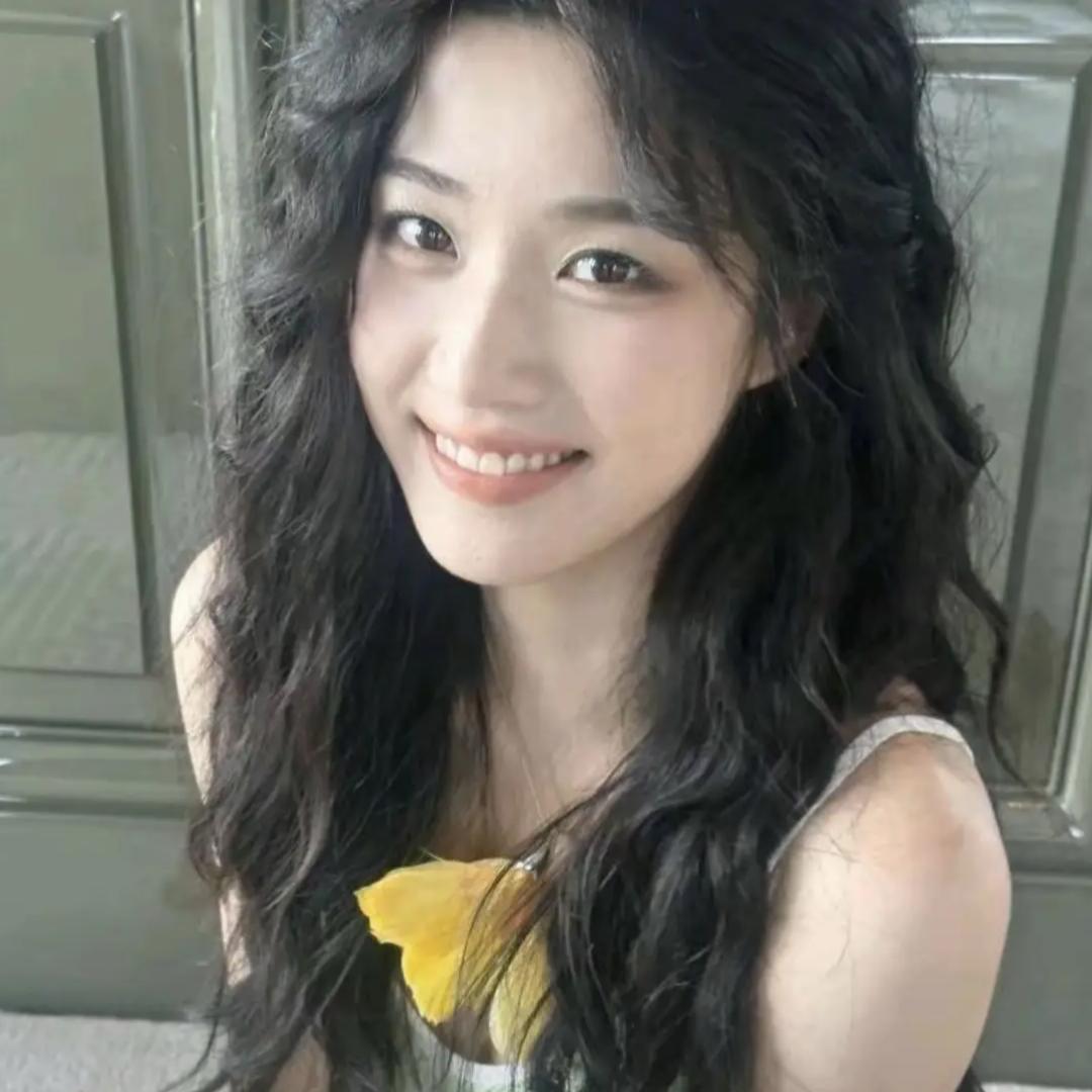 亻圭