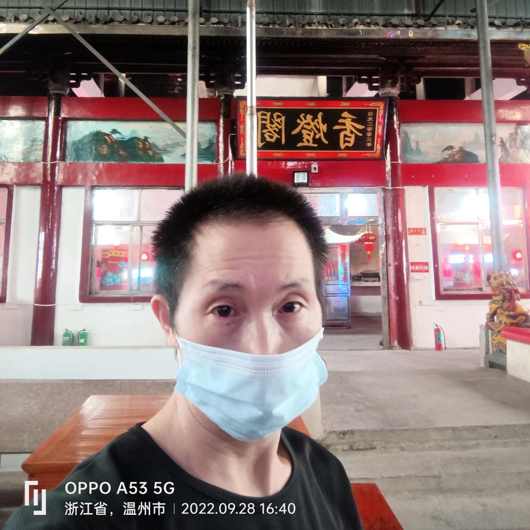 留不住的城市，回不去的农村...