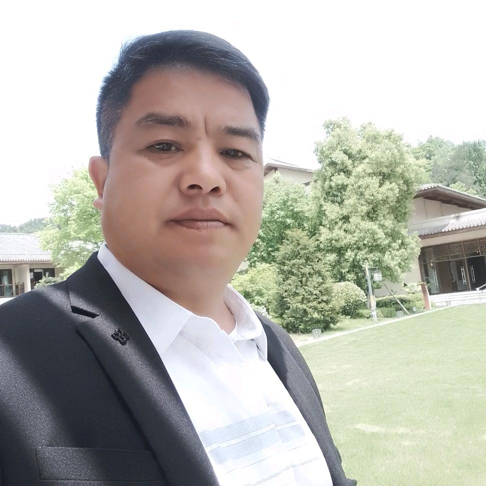 石阡油菜花村干部(二总管)