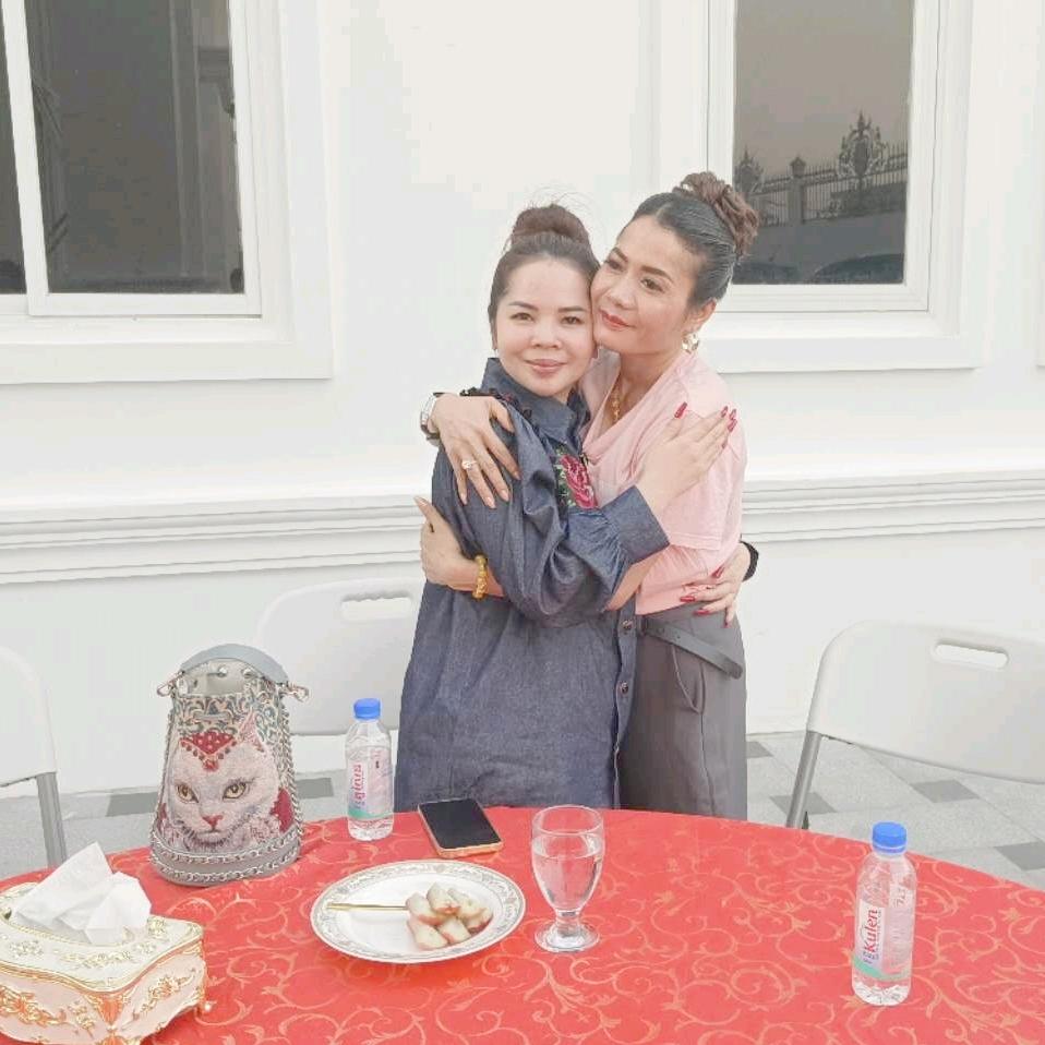 រាជនីទីពីម៉ែរួម