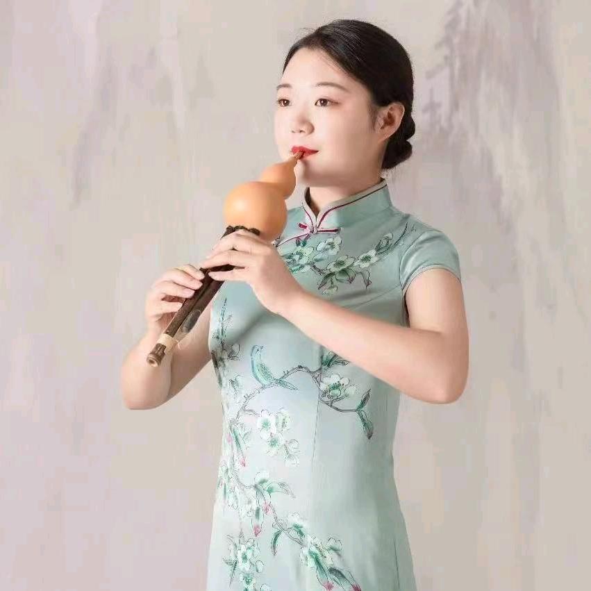 爱吹葫芦丝的刘老师