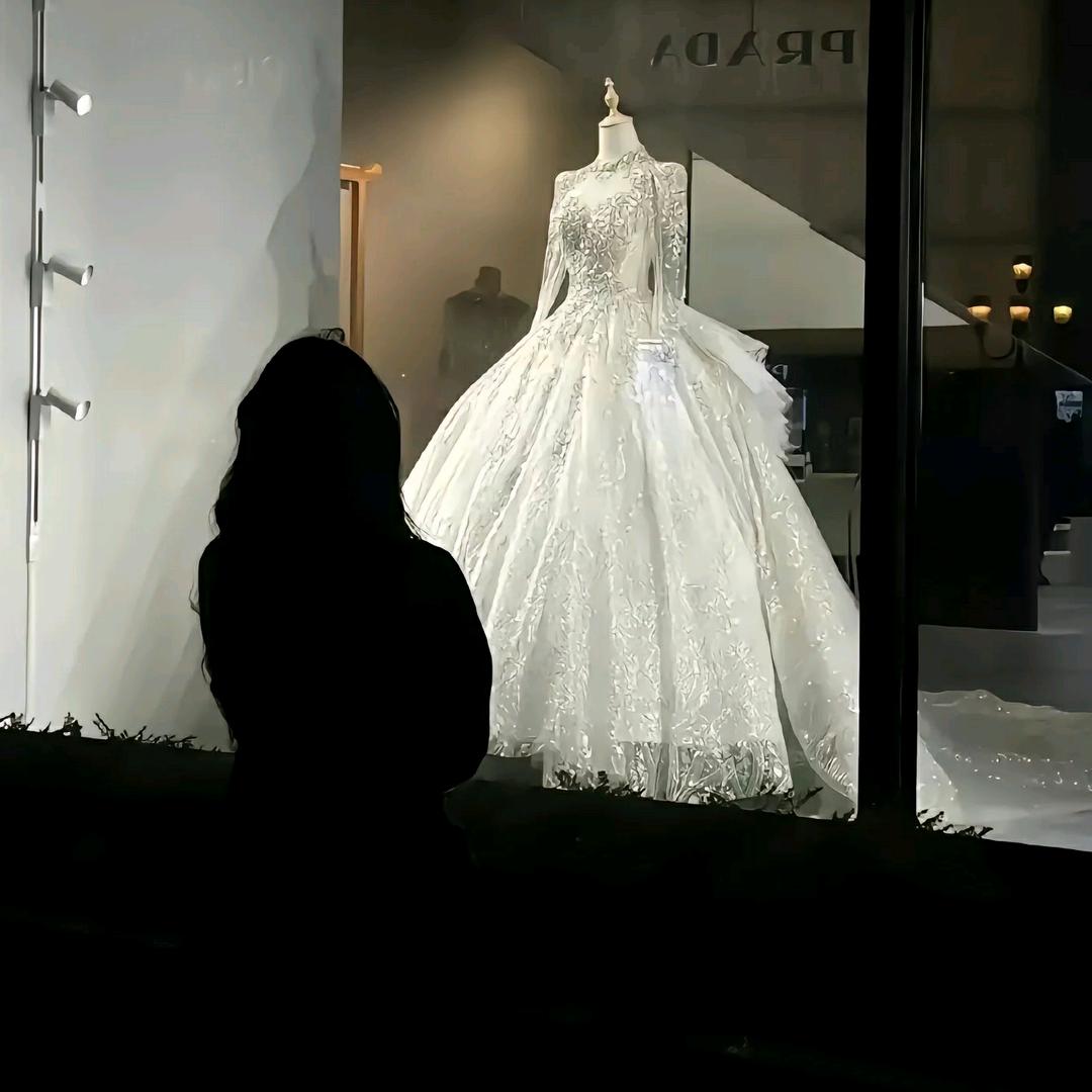 三月橘子的服饰展