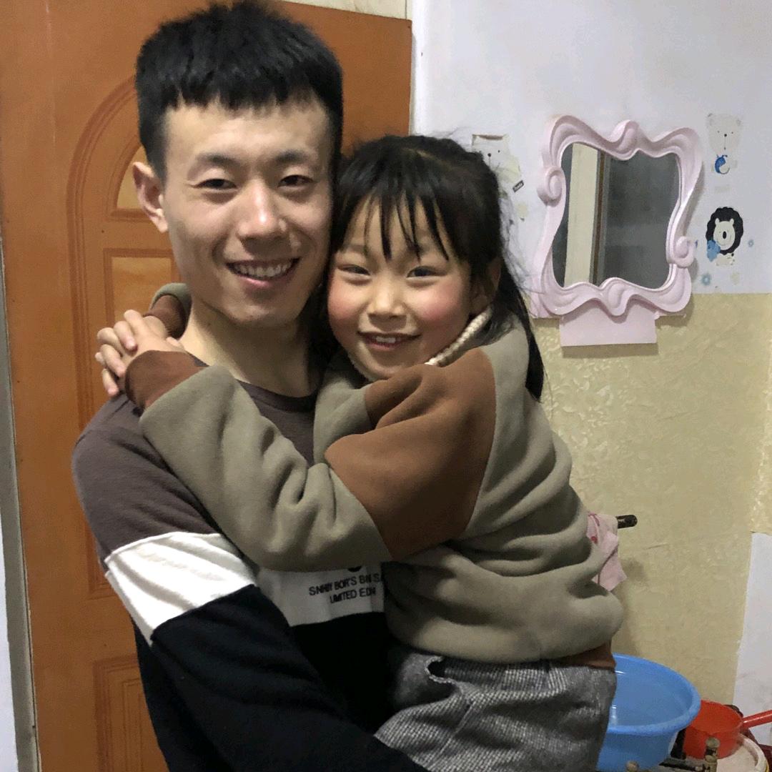 彤爸(致敬逝去的童年)