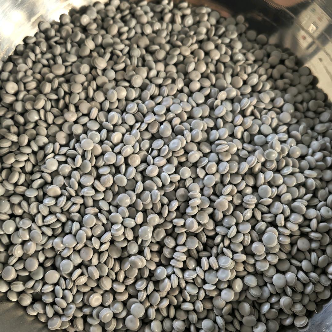 专供碳酸钙粉/pe高压再生料