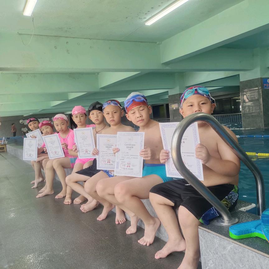 綦江游泳 喻教练