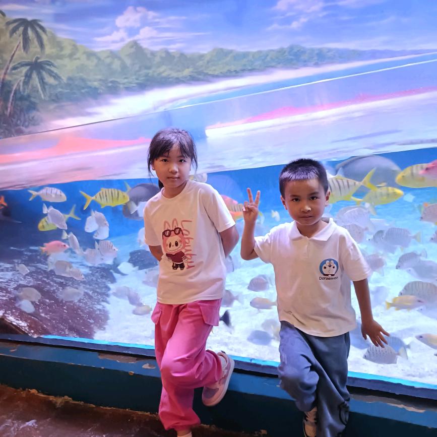 一起嗨(｡･∀･)ﾉﾞ