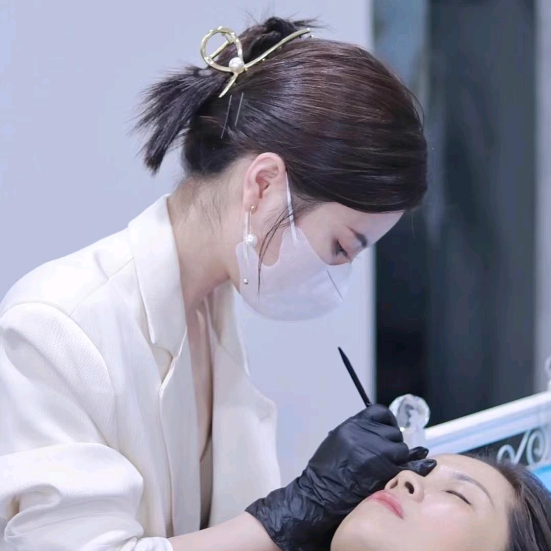 『移动美容』 L.  🎀