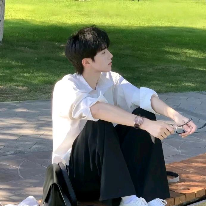 打嗝小狗.
