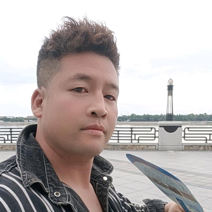 瓦工，小夫妻。