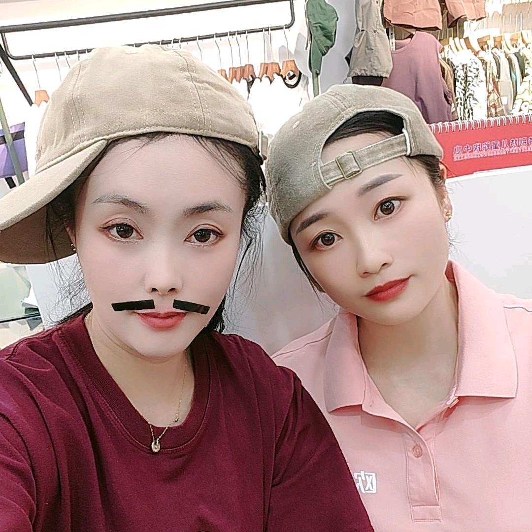 特别特孕婴童百货（茨榆坨店）鞋区～清