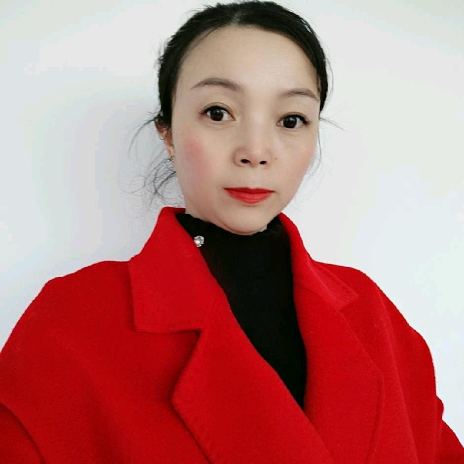 @王芳