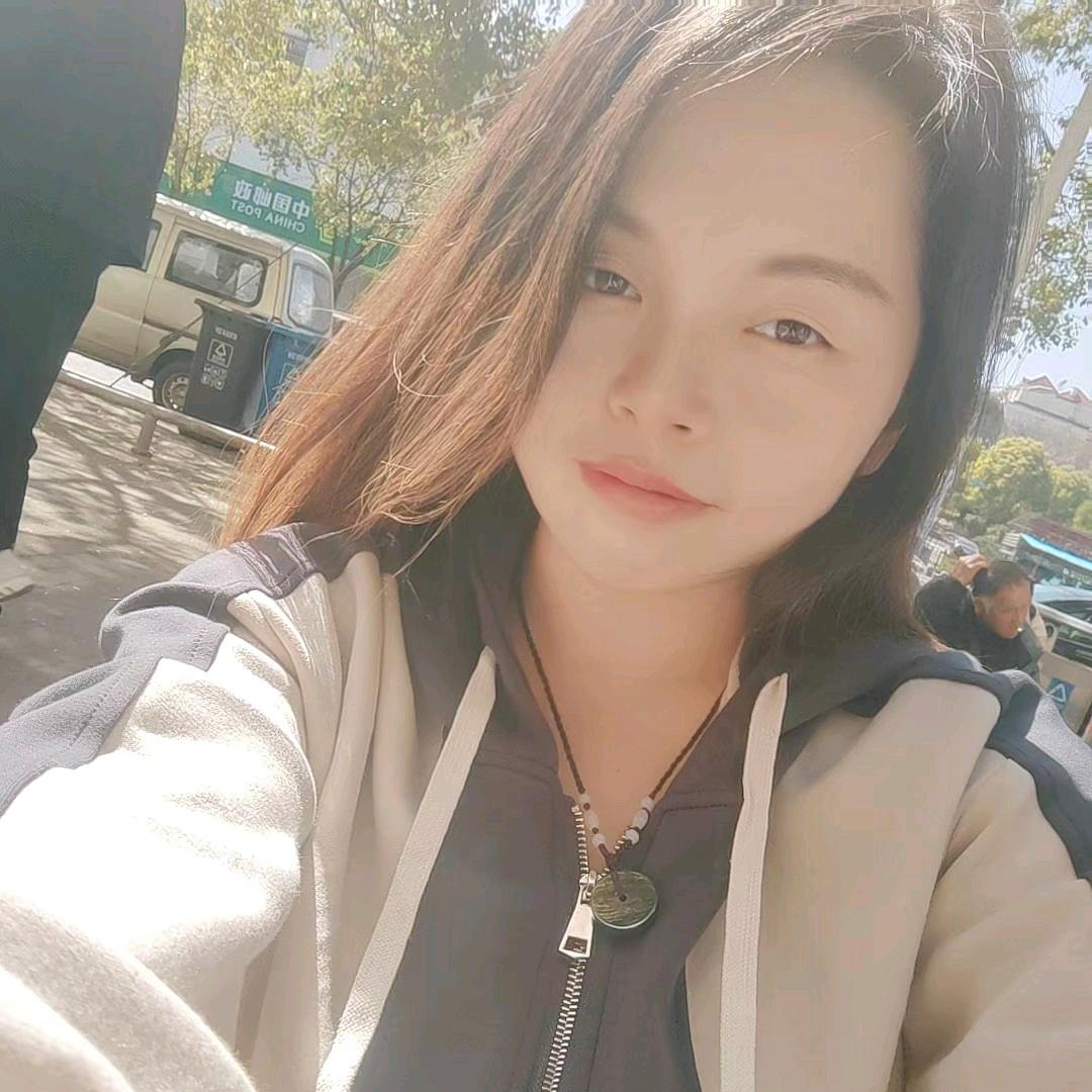 李凤(餐饮小姐姐)