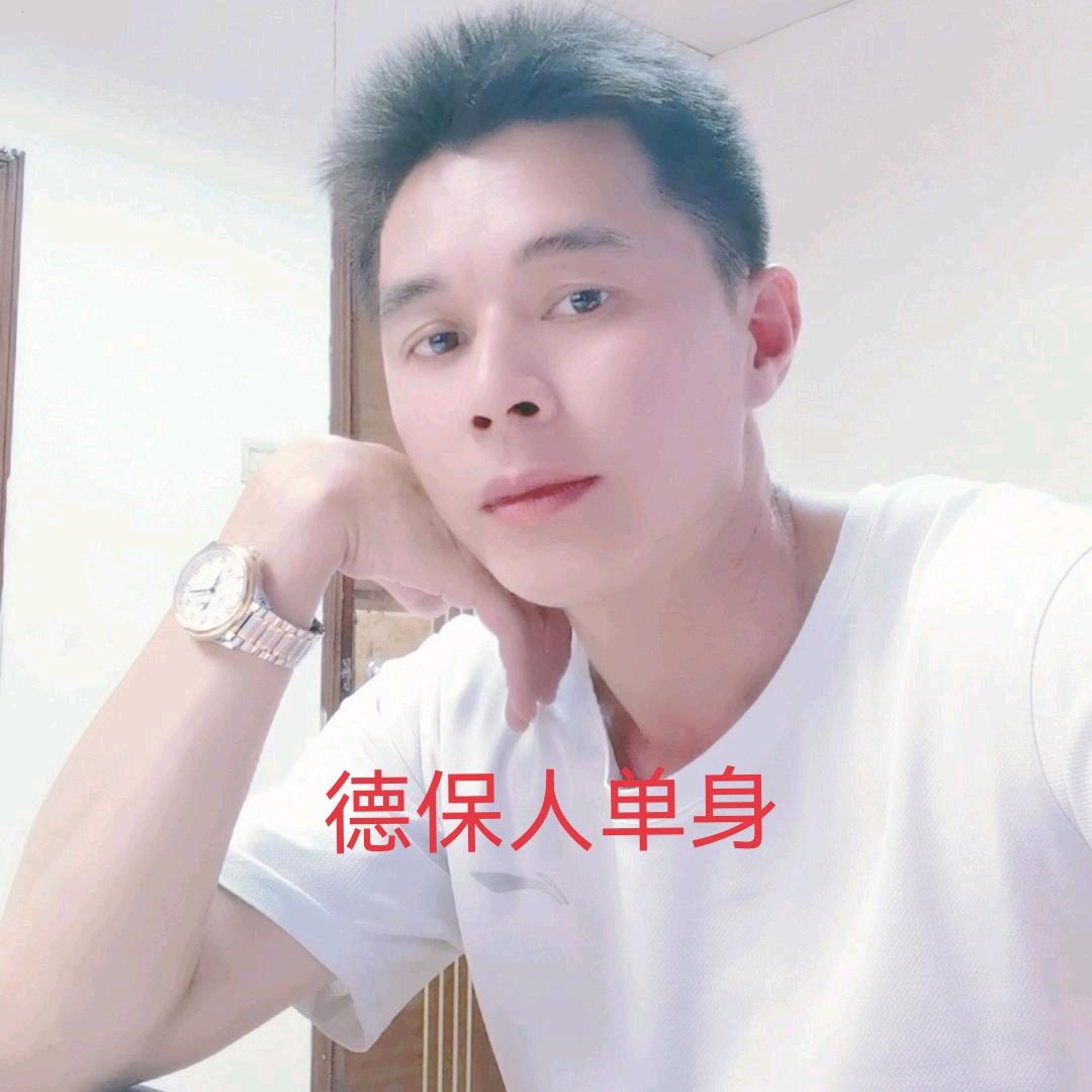 品牌服饰搬运工