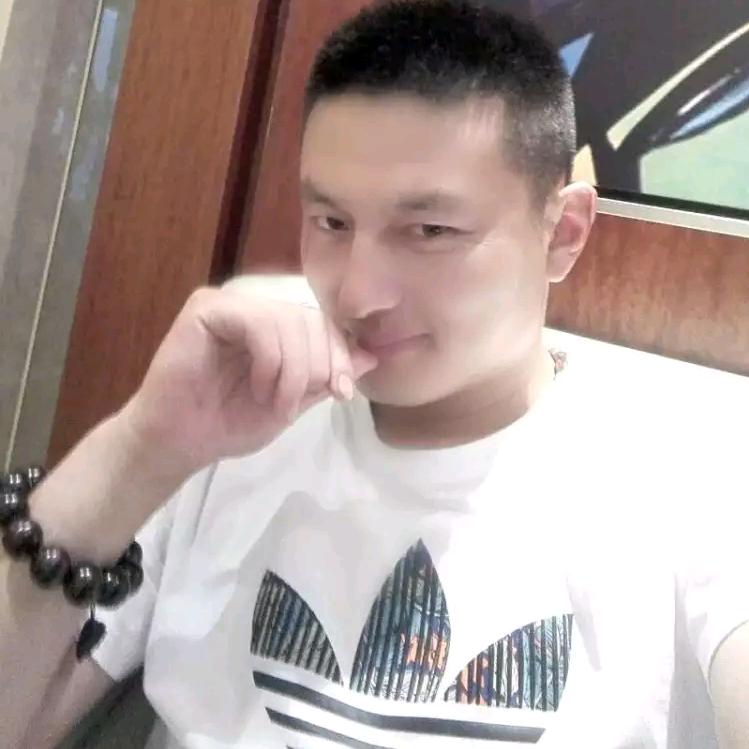 温柔的痞气（养龟的隔壁老王）