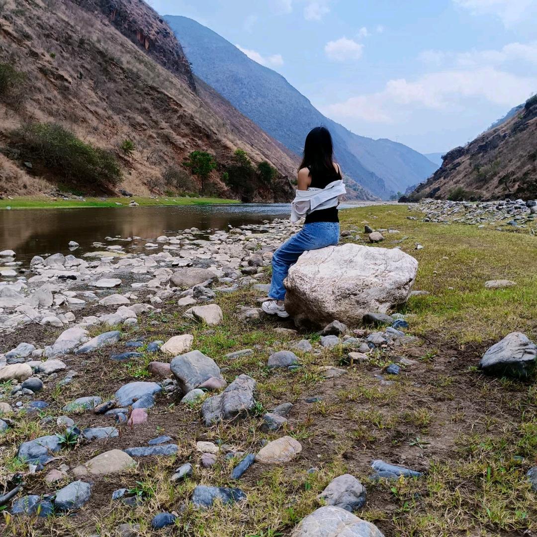 郑飘飘（连赞拉黑）