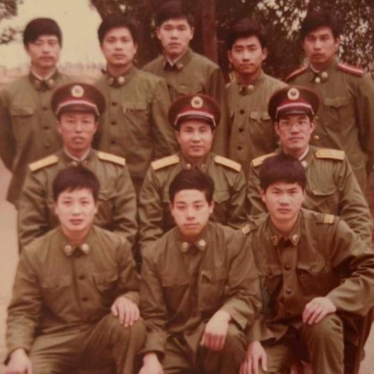 🇨🇳86兵哥退伍不褪色……崔哥