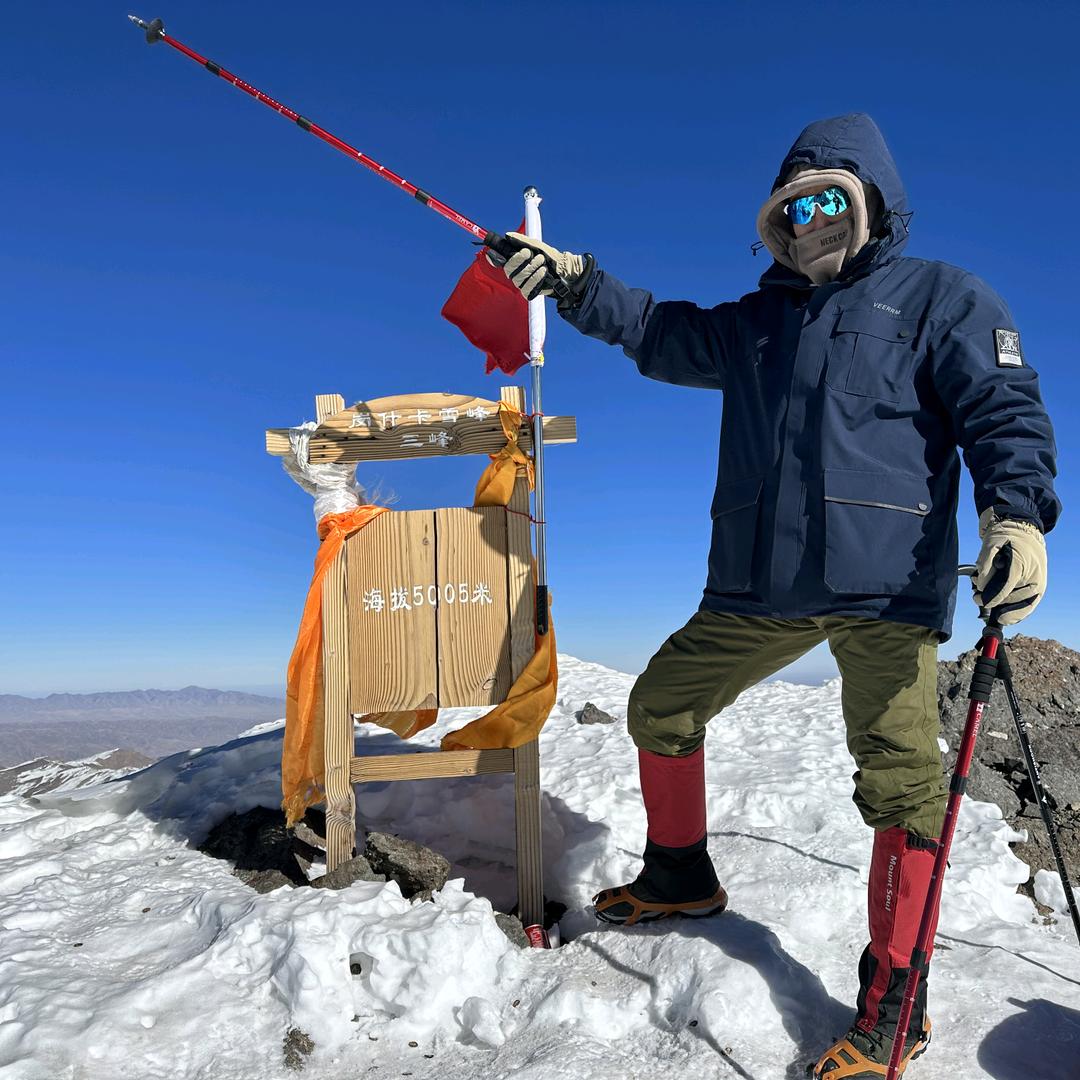 顶峰᭄跑不动²⁰²⁵