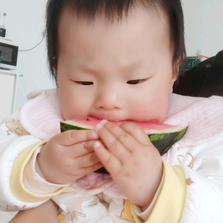 ╰つ是青青吖