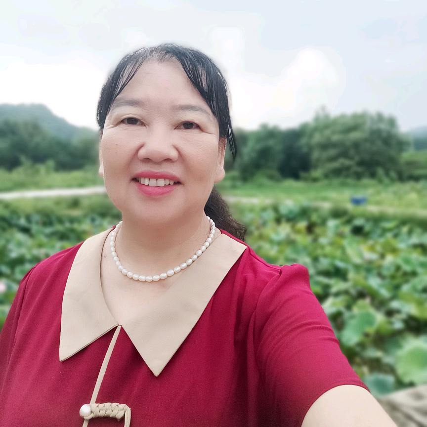 乡村英子13点10开播