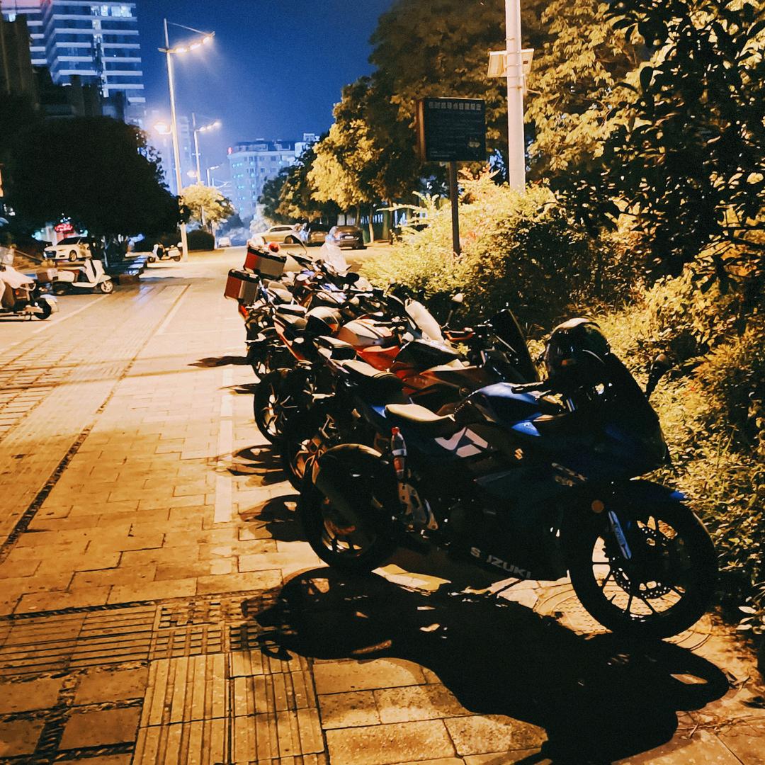 随性前缙