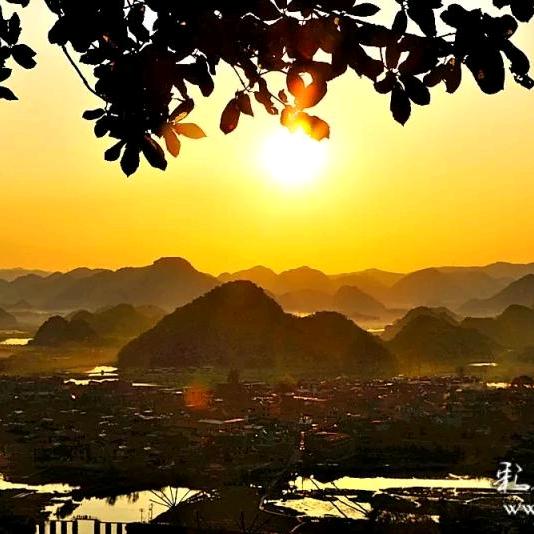 山远天高烟水寒头像