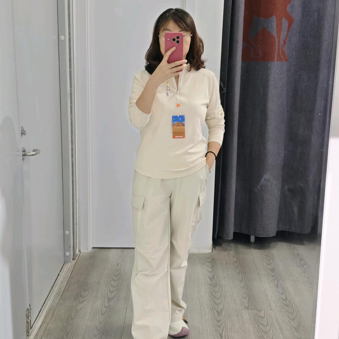 幸福小女生CAN.TORP骆驼户外