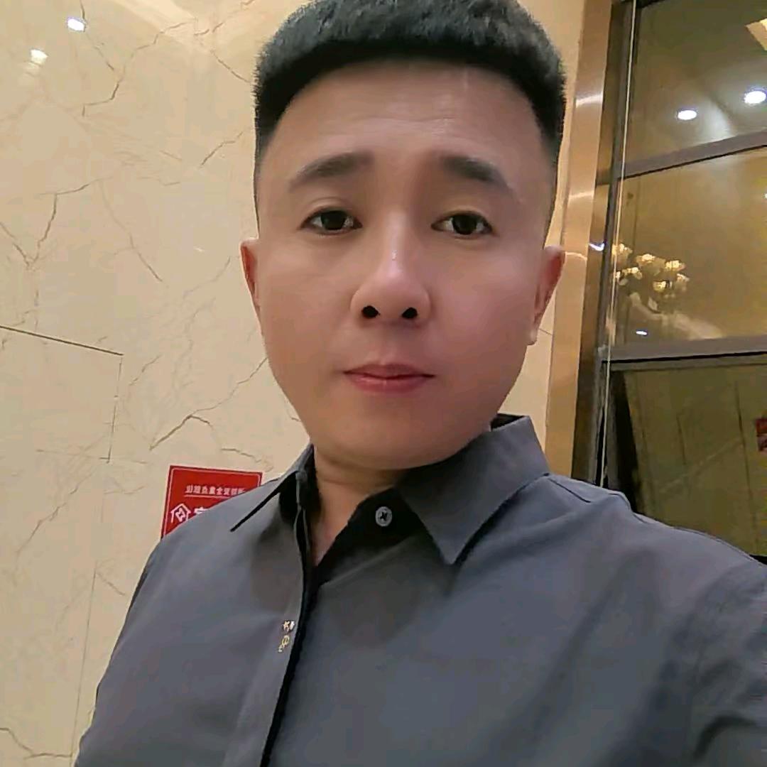 梅河麻将馆程明