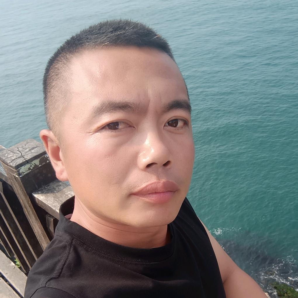 于大龙
