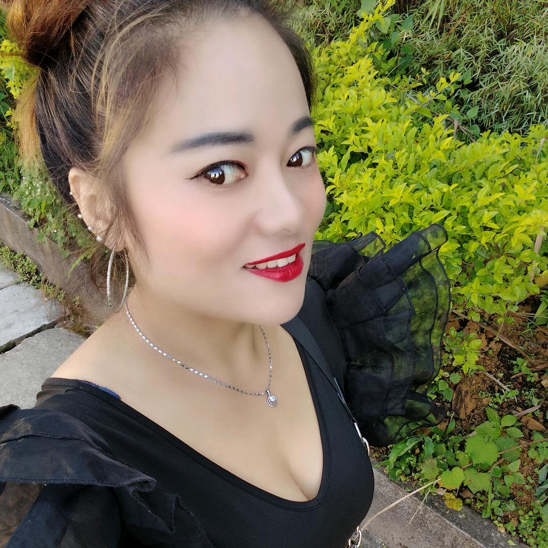 杨丽，阳光女孩，