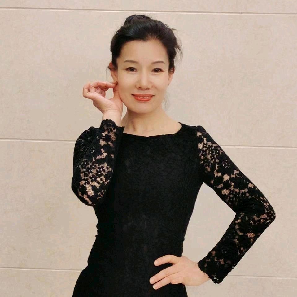 英姿形体健身