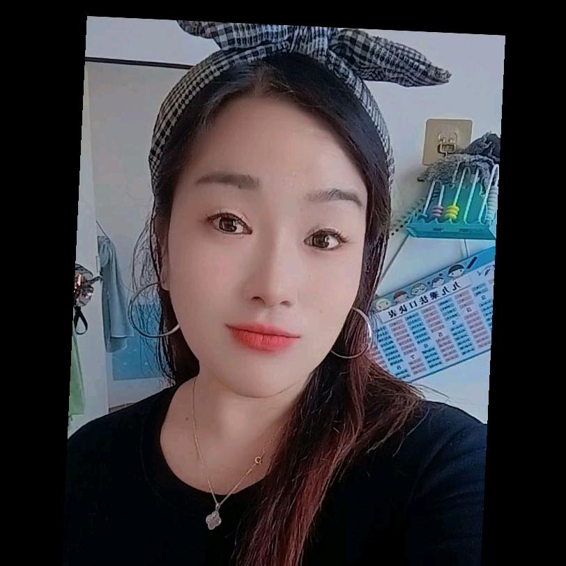 小叶子（不定时直播聊天）😜😜
