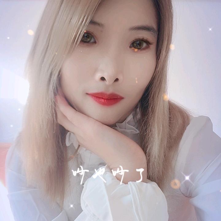 雪儿女装个体店