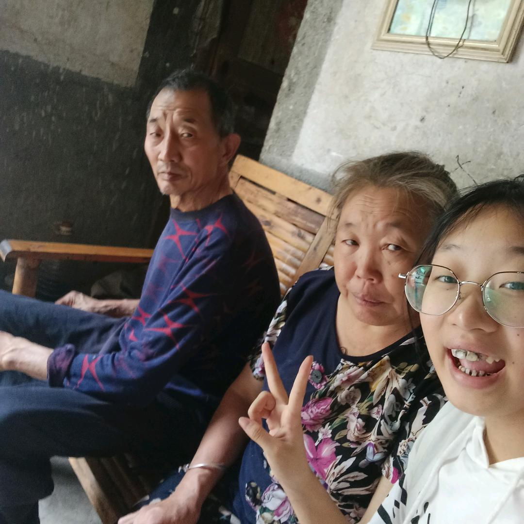 一生好累，小曾