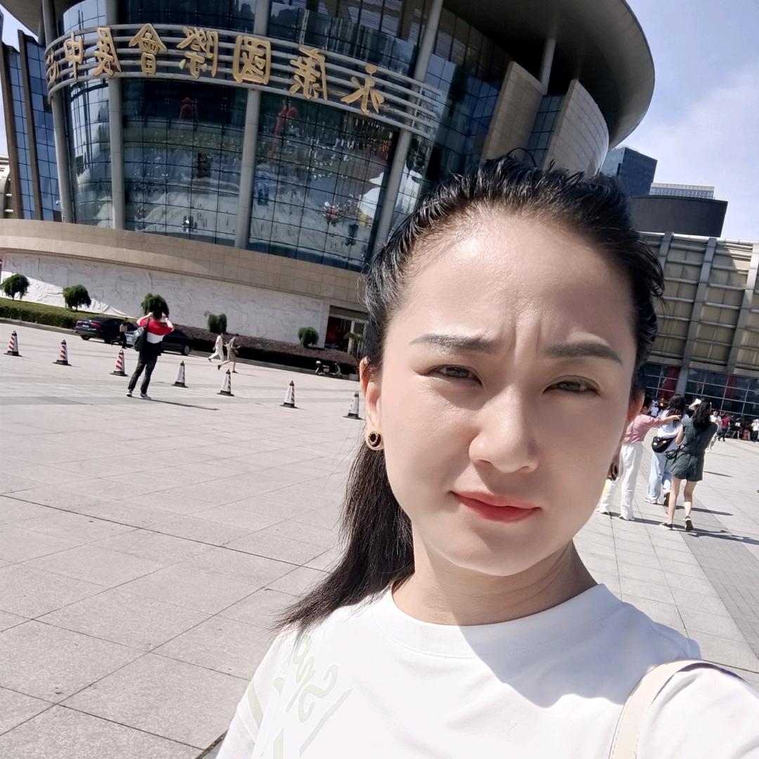 别墅门厂家定做——湘妹子