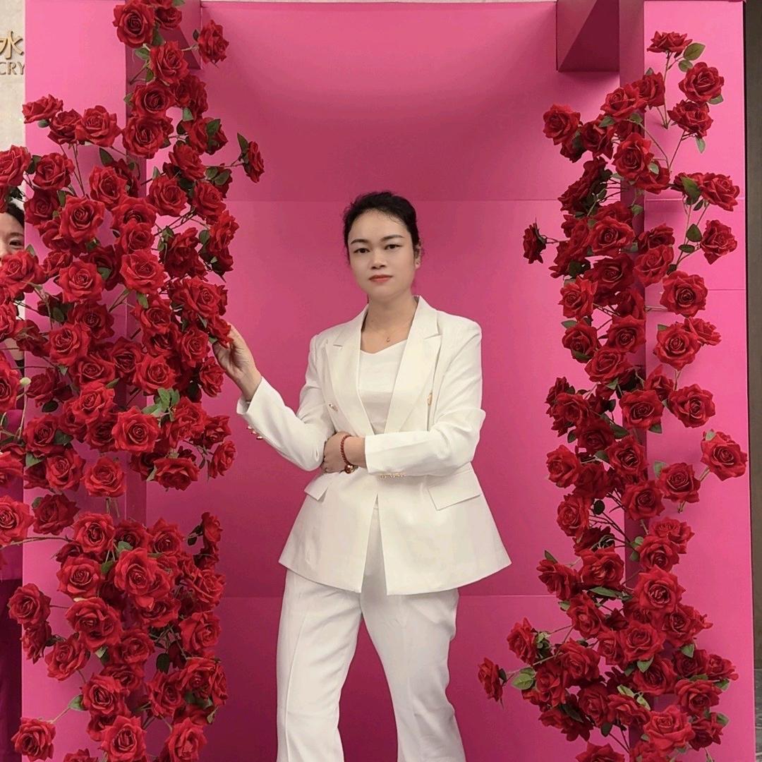江晴的商贸店