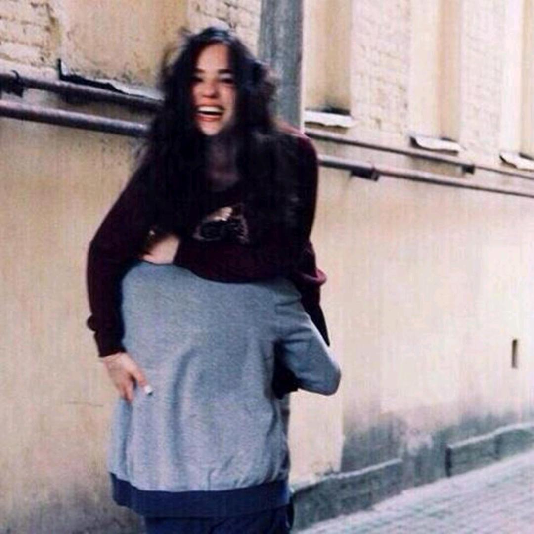 词词词词不达逸