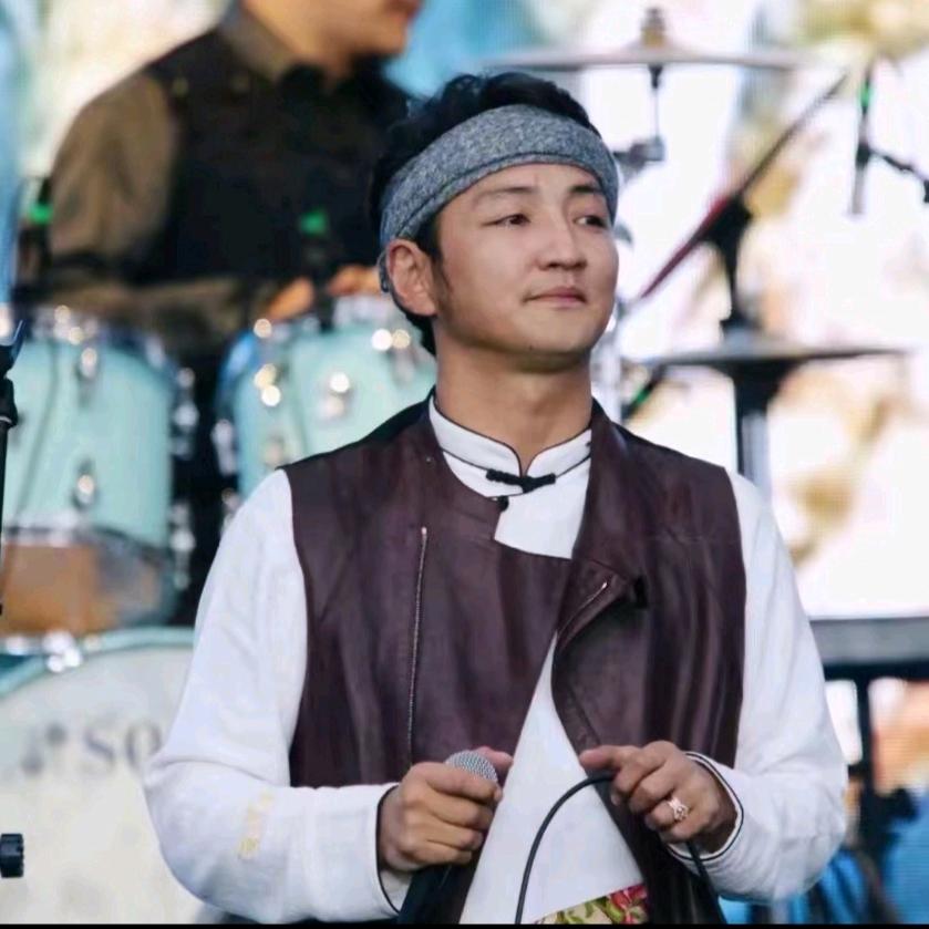 A....༼  阿扎  ༽༜