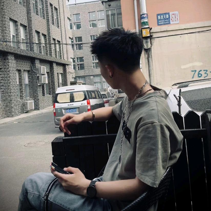 不记当年情