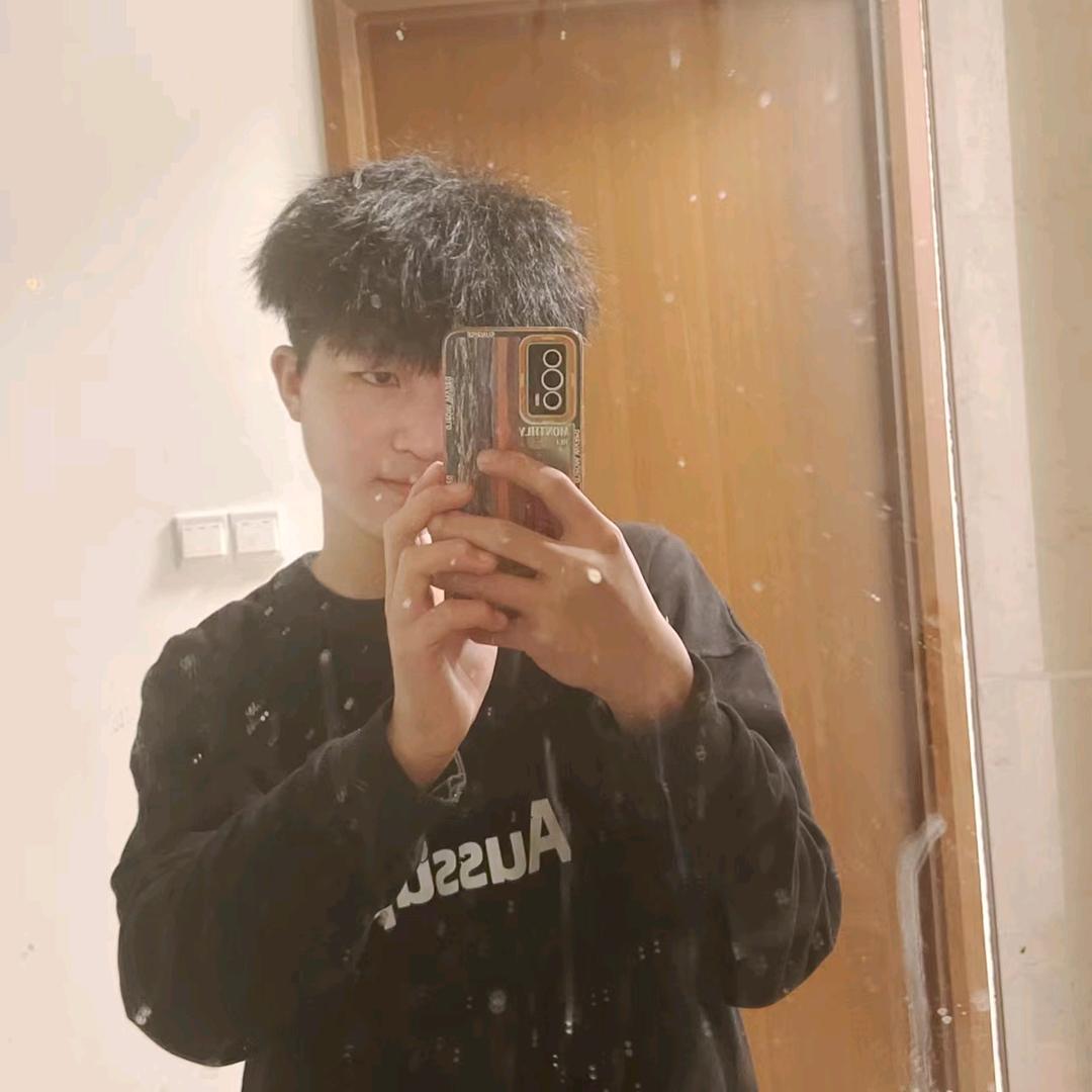 业炀*(梦想舞团航少团队)