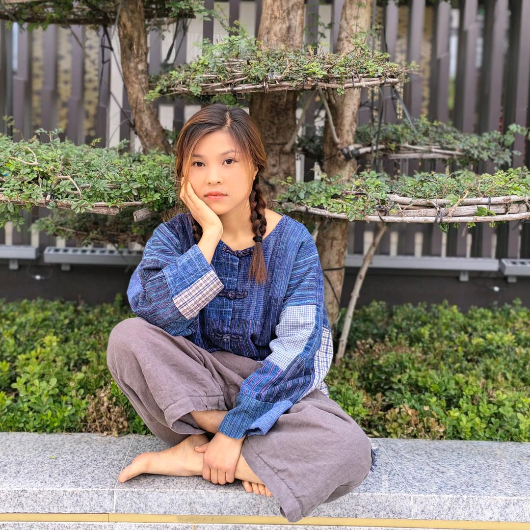 穷憨姐妹