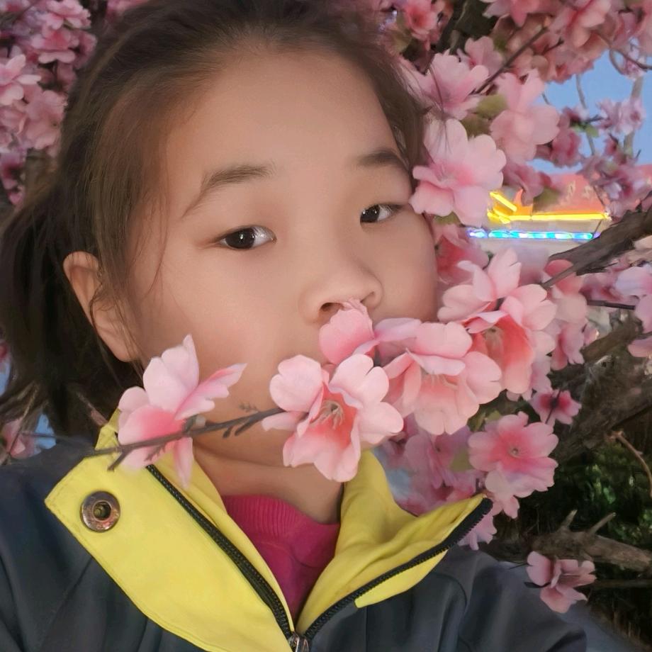 阿奇妈妈（多资多财）