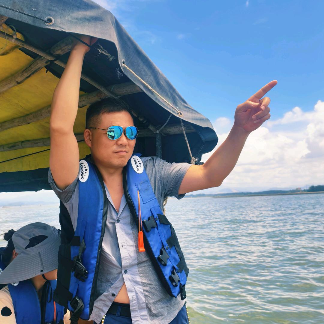 水伊方《烈士寻根组》